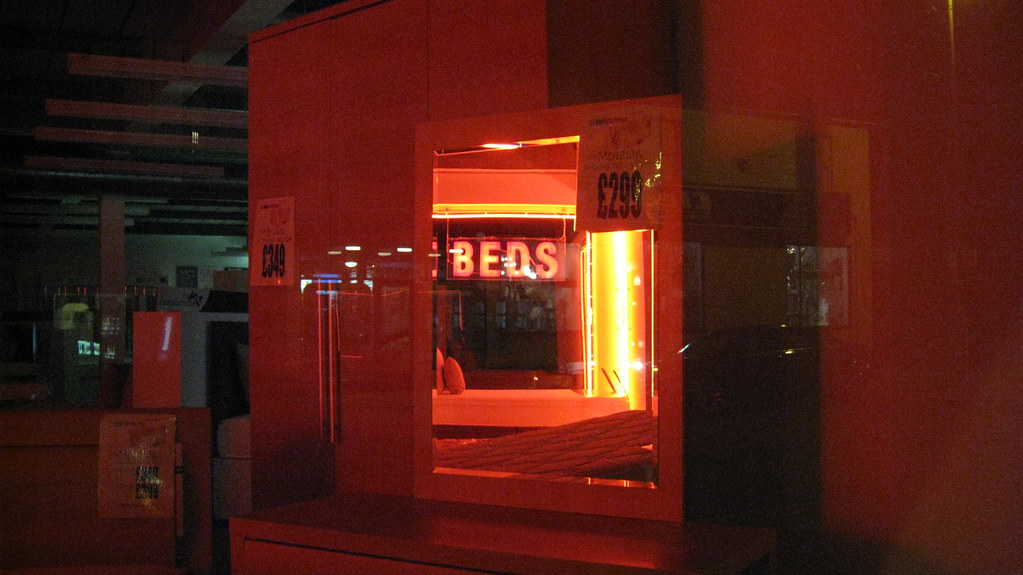 the bed warehouse, King's Heath, Birmingham William Fallows Flickr