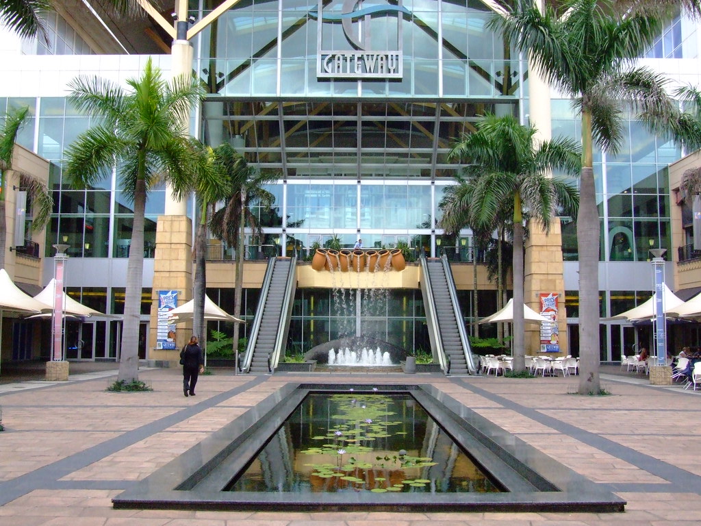 Gateway mall, exterior cuthy12001 Flickr