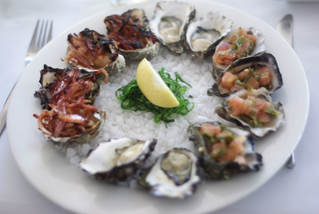 Mixed Oysters at Ocean Beach Hotel, Shellharbour My Mum lo… Flickr