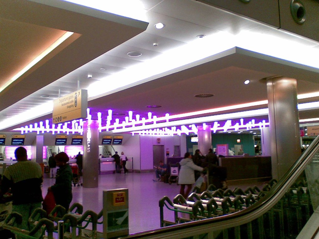 Virgin Atlantic checkin, Heathrow Terminal 3 Looks a bit … Flickr