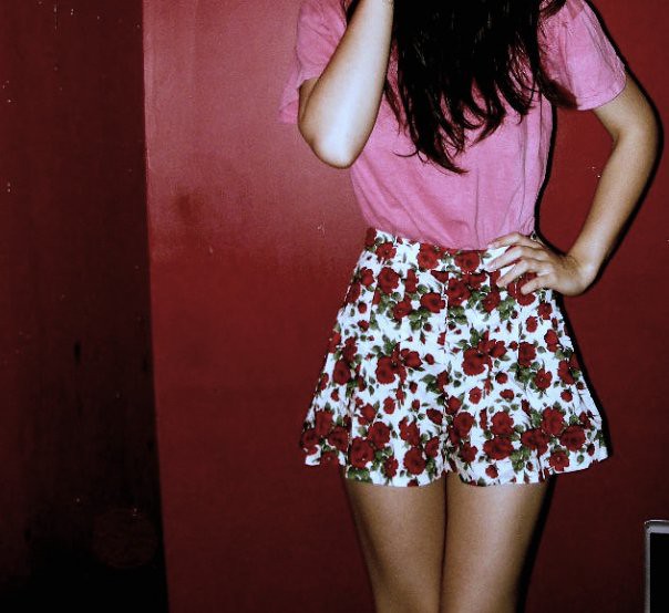 roses really smell like poopoopoo CassandraLinley Flickr