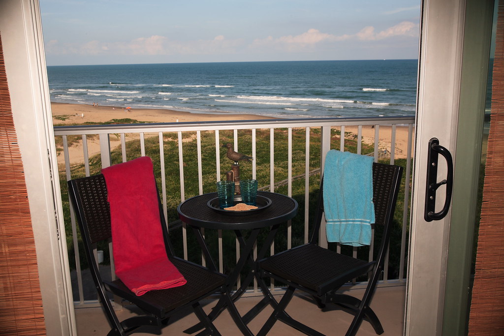 AQ503 PRIVATE BALCONY VIEW 6 Fore rates and rental informa… Flickr