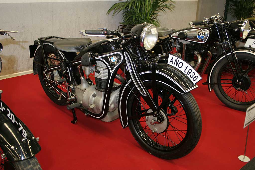 BMW R3 1936 305 cm3 11 ch 100 km/h 740 exemplaires brunosaillard
