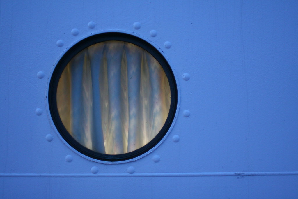 2008_05_19 Porthole. Ferry between Mayne Island and Tsawwa… Flickr