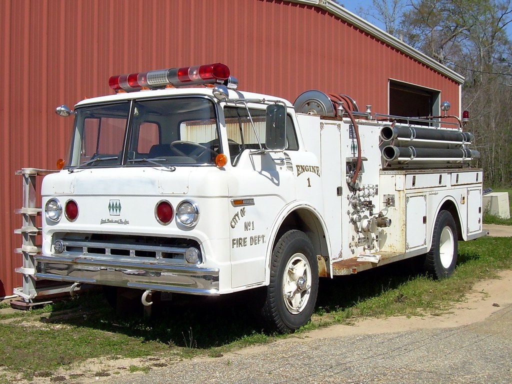 McIntosh Alabama Fire Dept. This 1971 Ford CSeries pumper… Flickr