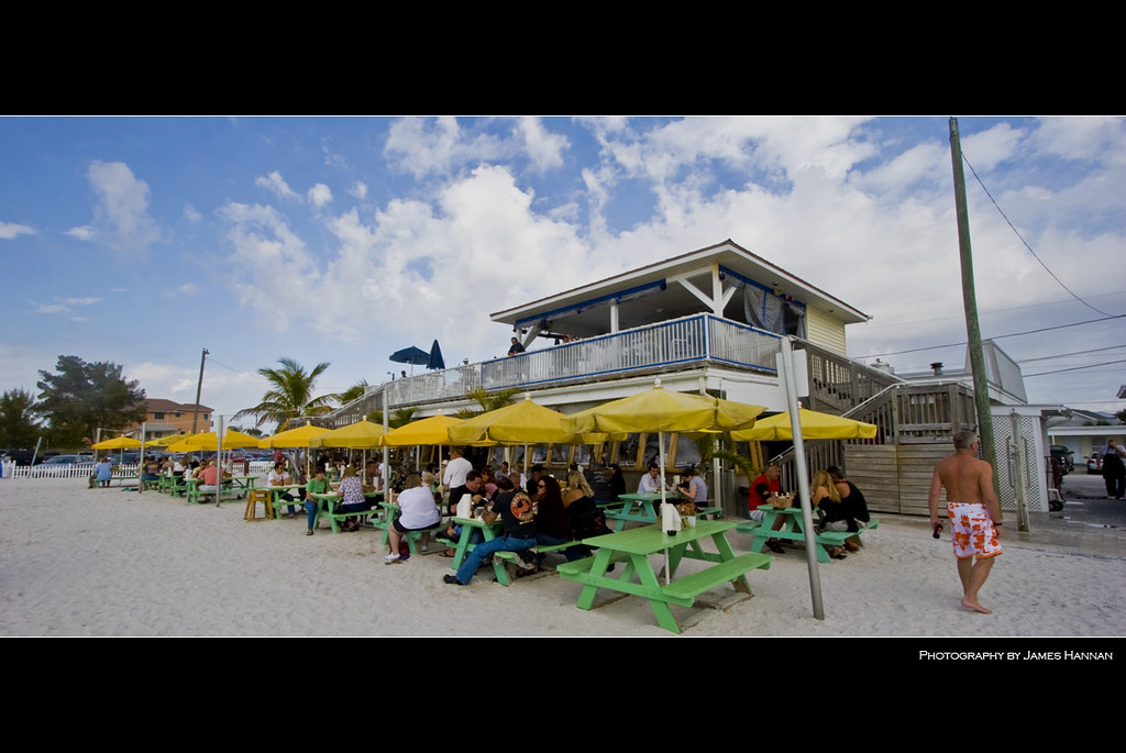 Caddy's on the Beach We drove down from Tampa to St Pete's… Flickr