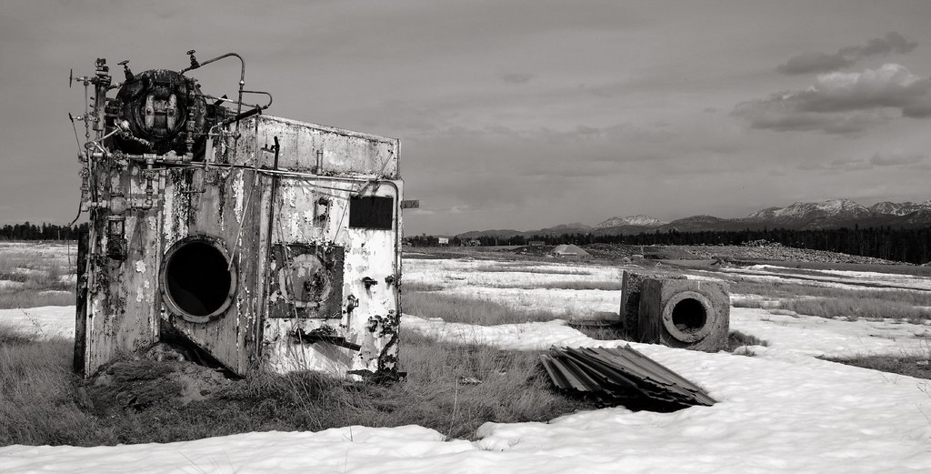 Mother and Daughter Son of War Eagle Landfill, Whitehorse,… Flickr