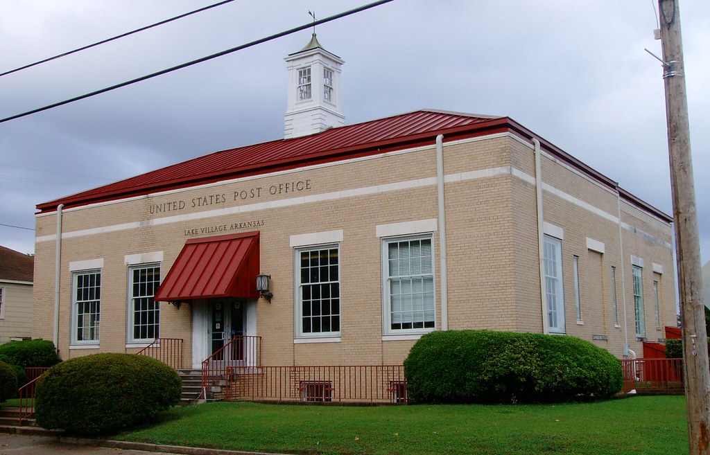 Post Office 71653 (Lake Village, Arkansas) Built in 1939, … Flickr