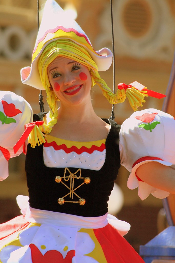 Dancer Photographed during the Parade of Dreams… Flickr