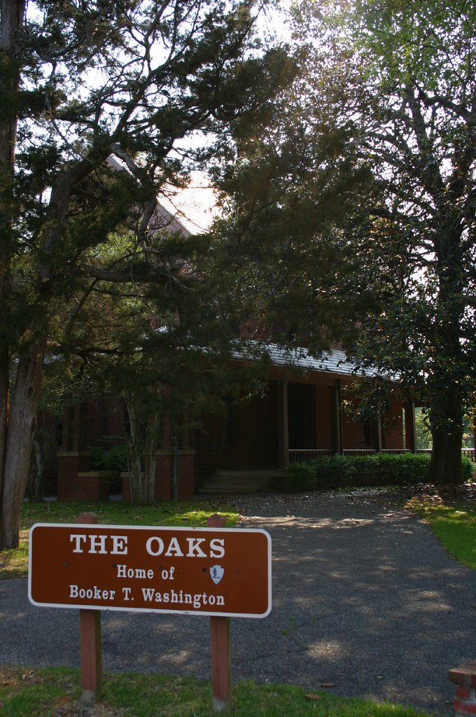 Booker T. Washington home Tuskegee Institute The Oaks, b… Flickr