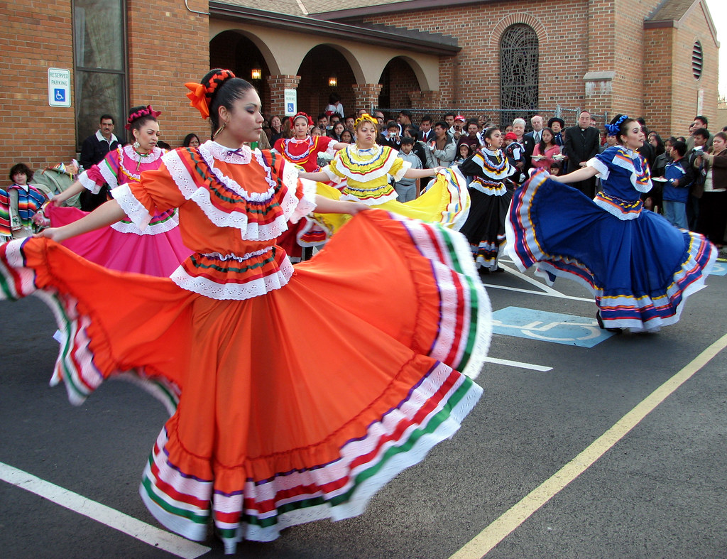 Mexican Folk Dancers Performing at the Catholic Church in … Flickr