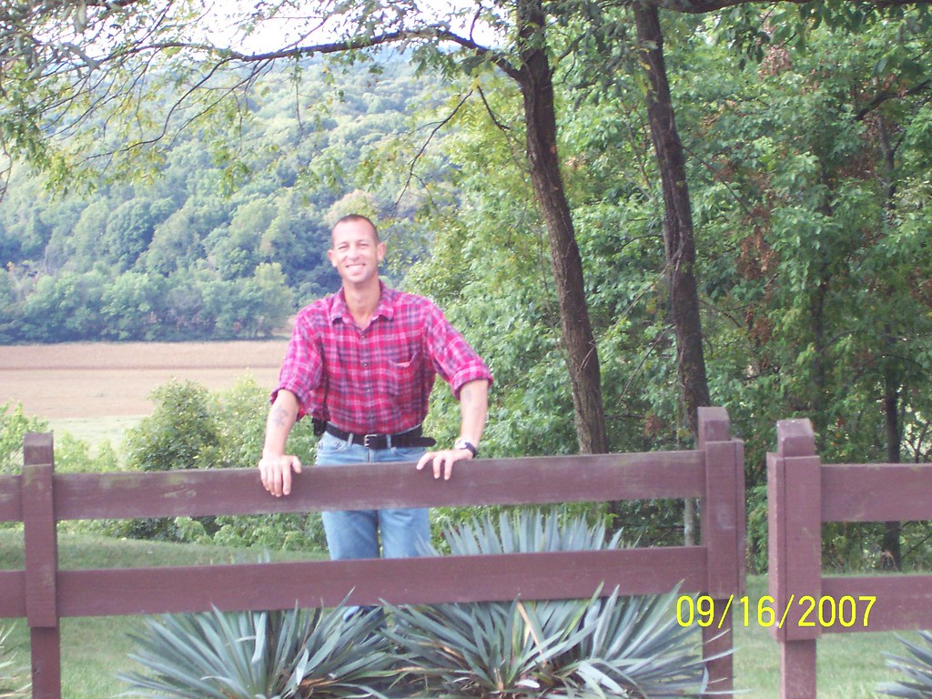Annpictures 2007 Mark at cabin in Shoals Indiana. Sep 2007… Brenda