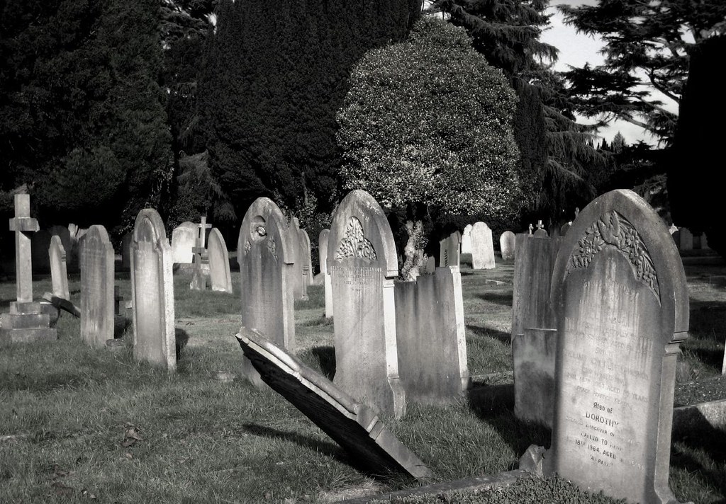 Fallen Englefield Green Cemetery, Surrey, UK Charlotte Claeson Flickr
