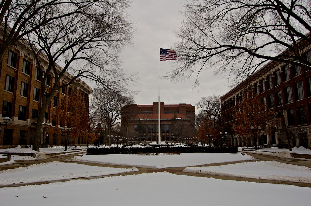 Winter in Ann Arbor Typical view of the Michigan Universit… Alvaro Flickr