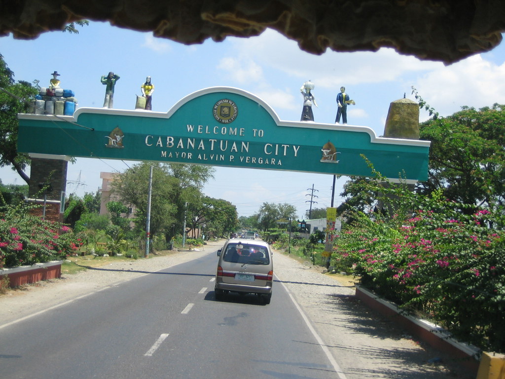 Cabanatuan City Arch barrera_marquez2003 Flickr