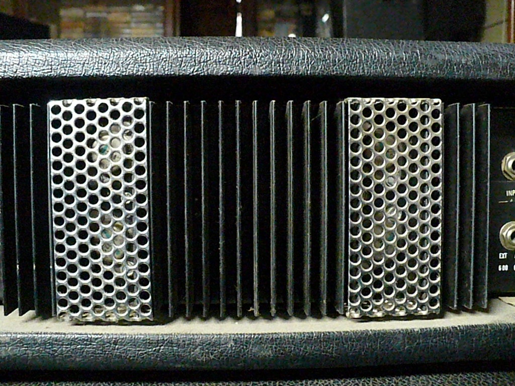 craigslist items 028 Ampeg Tube Amp Rear view Detail Each … Flickr