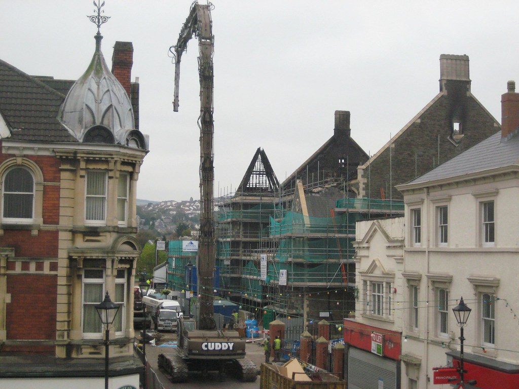 Gwyn Hall Fire Gwyn Hall Fire Neath South Wales 18th Octob… Flickr