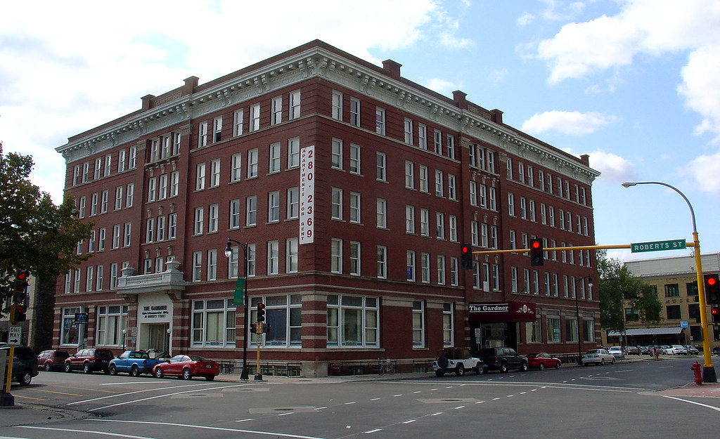 The Gardner, Fargo, 23 Sept 2006 The Gardner, downtown Far… Flickr