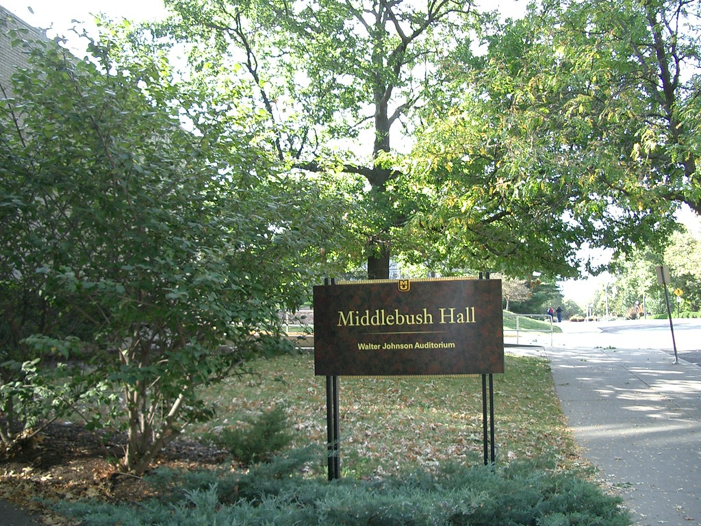 Middlebush Hall, Biz School, Mizzou business.missouri.edu/… Flickr