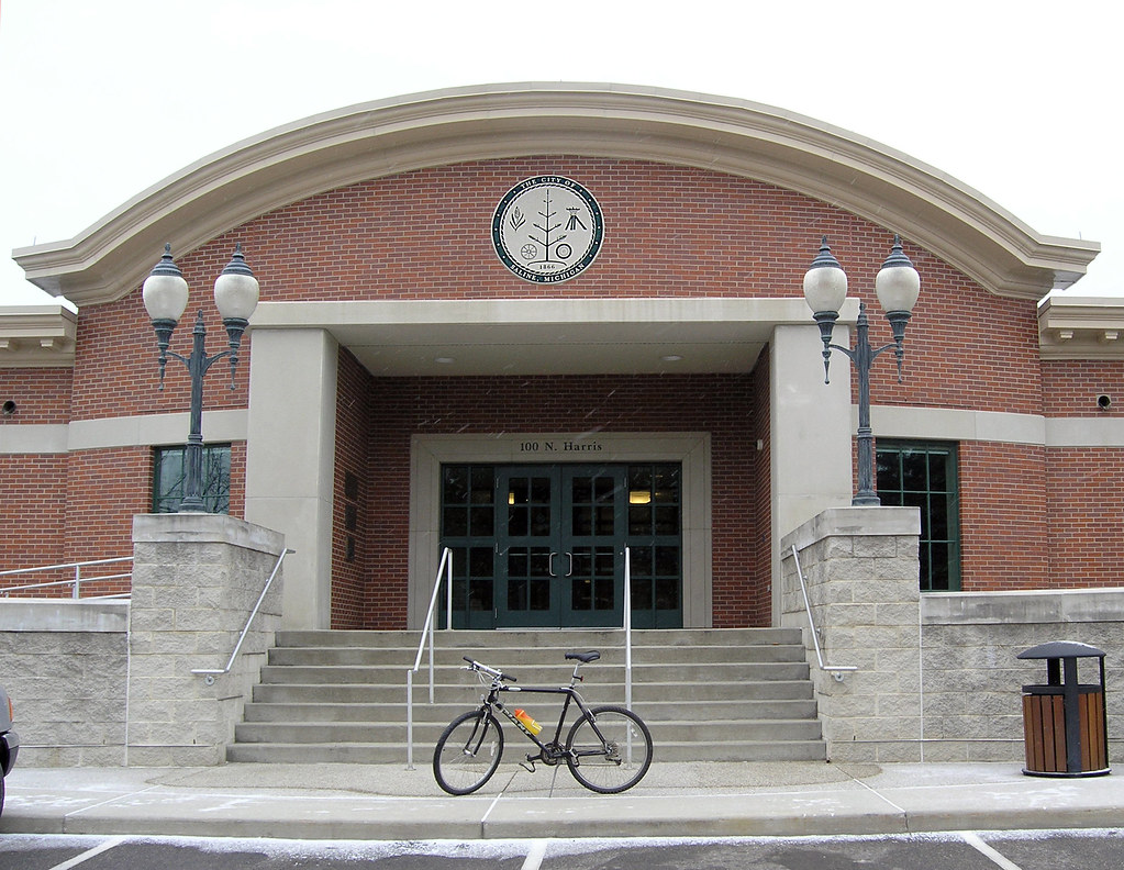 Saline City Hall Saline is a small town in Michigan about … Flickr