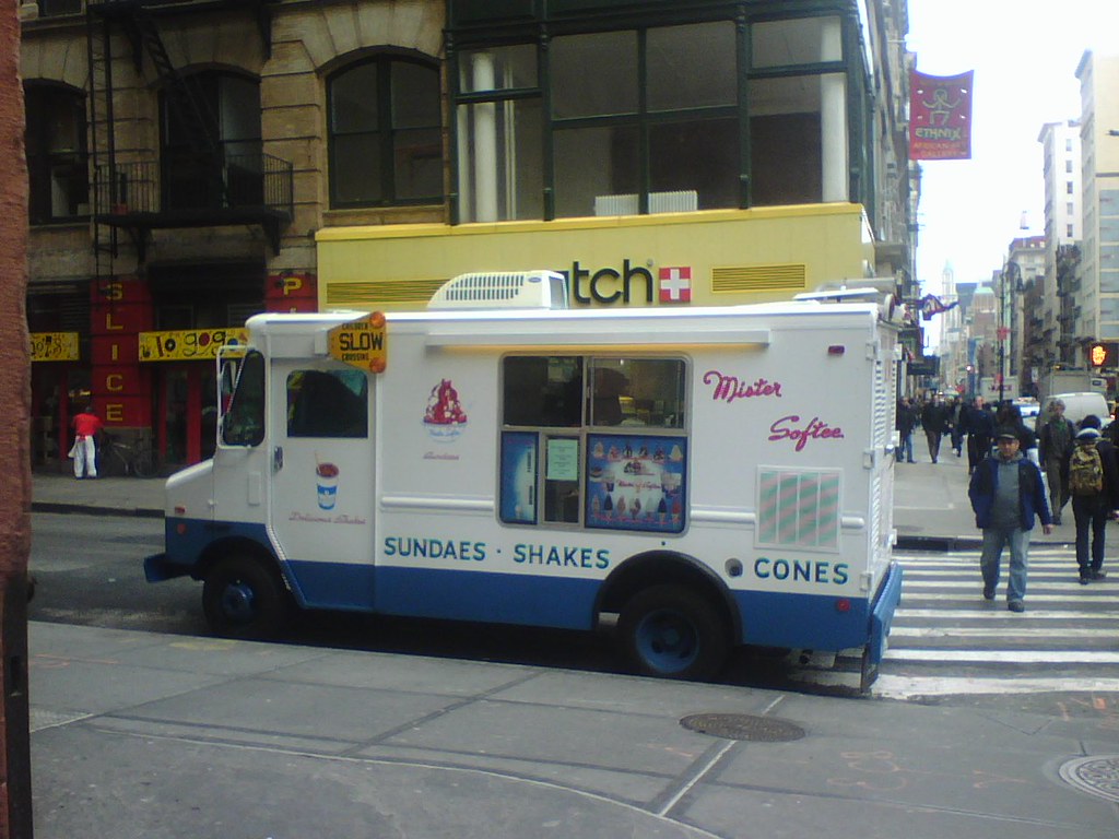 mister softee! a famous nj frozen dessert truck line also … Flickr