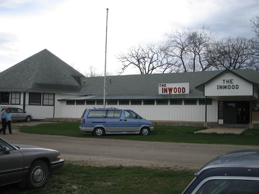 IMG_4527 The Inwood Ballroom, Spillville. About 13 miles f… Flickr