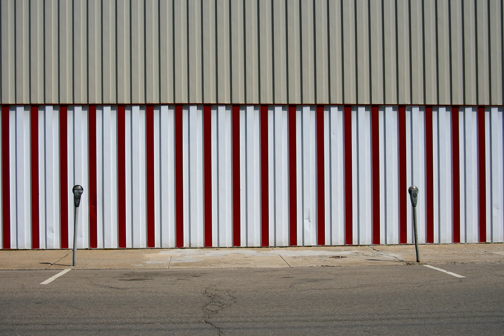 Outside of State Street Furniture in Oil City, PA And for… Flickr