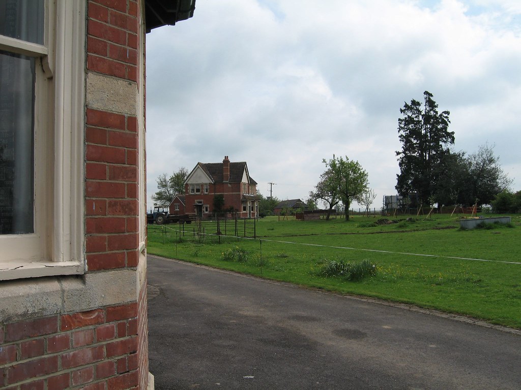 Cottage Hinton Lodge, Wiltshire near Trowbridge, England, … Flickr