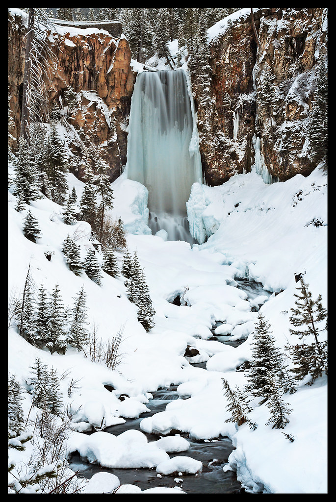 Tumalo falls winter Near Bend, OR. bnzai9 Flickr