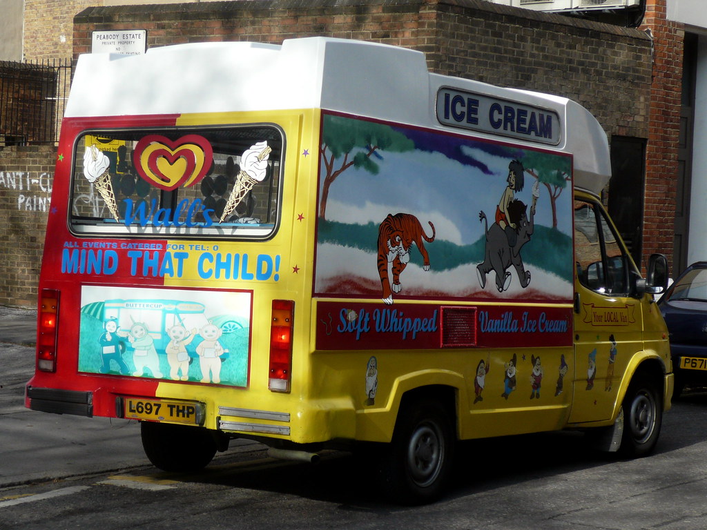 Infringing icecream truck! (it played Greensleeves!) Lond… Flickr