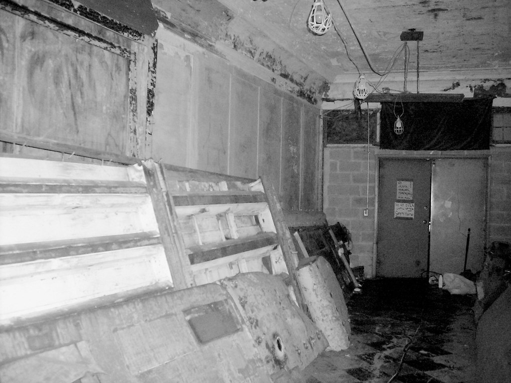 Abandoned LOBBY OF SAVOY HOTEL 2008 Main Street Bridgeport… Flickr