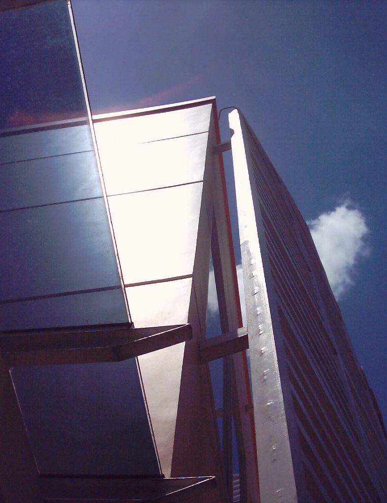 Glare Glass House Effect Glass House effect is the one of … Flickr