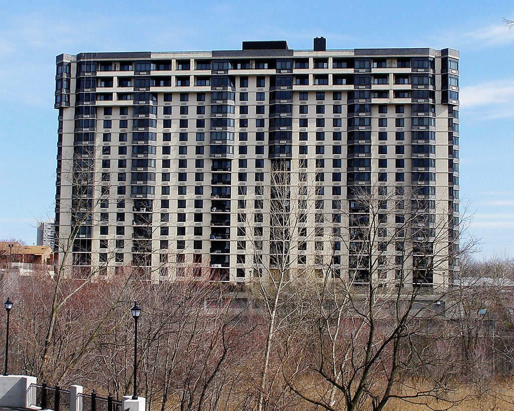The Charlton Condominium, Fort Lee NJ 1265 15th Street, Fo… Flickr