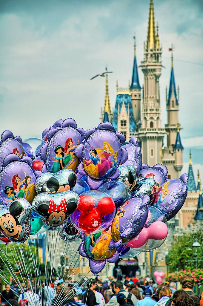 Disney Main Street Balloons & Cinderella Castle (Explore… Flickr