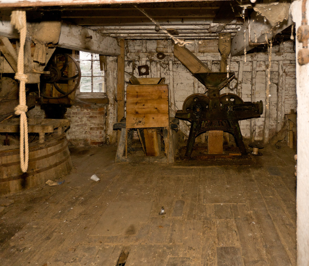 Flitwick mill one of the pair of grinding stones to the le… Flickr
