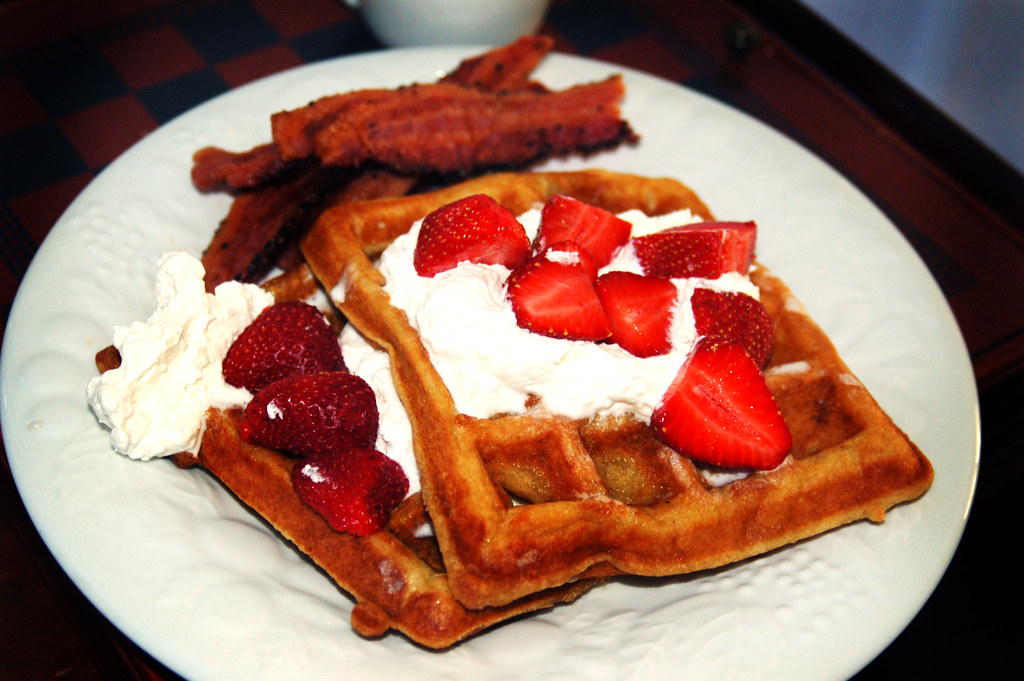 Craving waffles Because I'm 35 weeks pregnant, *and* I wor… Flickr