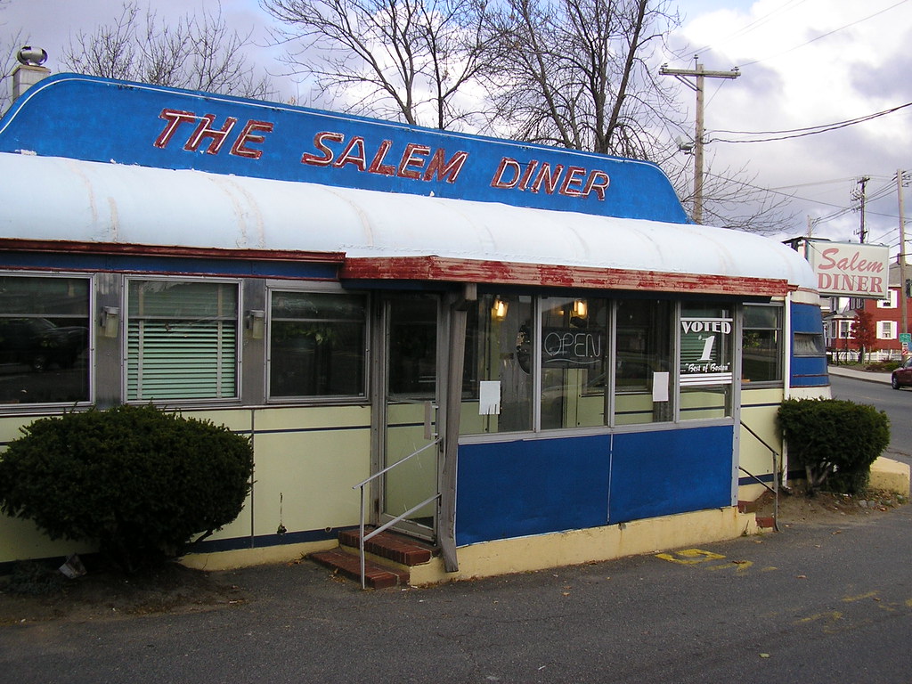 Exterior, Salem Diner Nov07 Ceci F Flickr