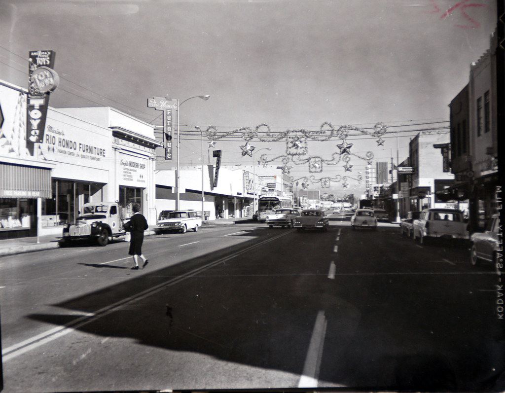 slide0005_image009 Downey Ave. looking North form FIreston… The Downey Conservancy Flickr