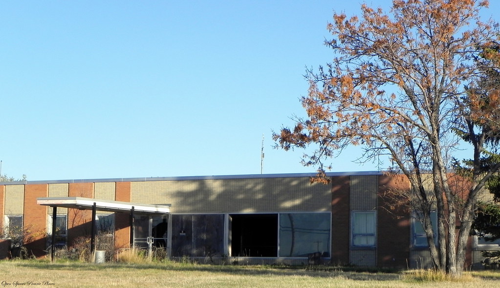 Former Hospital, St.Marie/Glasgow AFB, MT This big buildin… Flickr