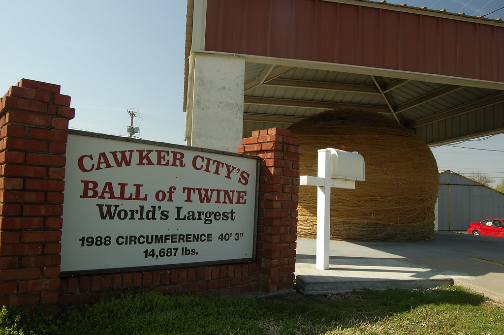 cawker city ball of twine We made a long detour to go see … Flickr