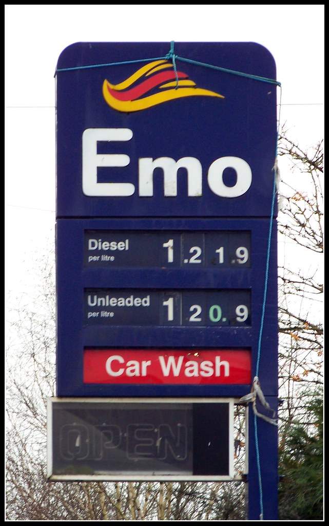 Emo filling station a photo on Flickriver