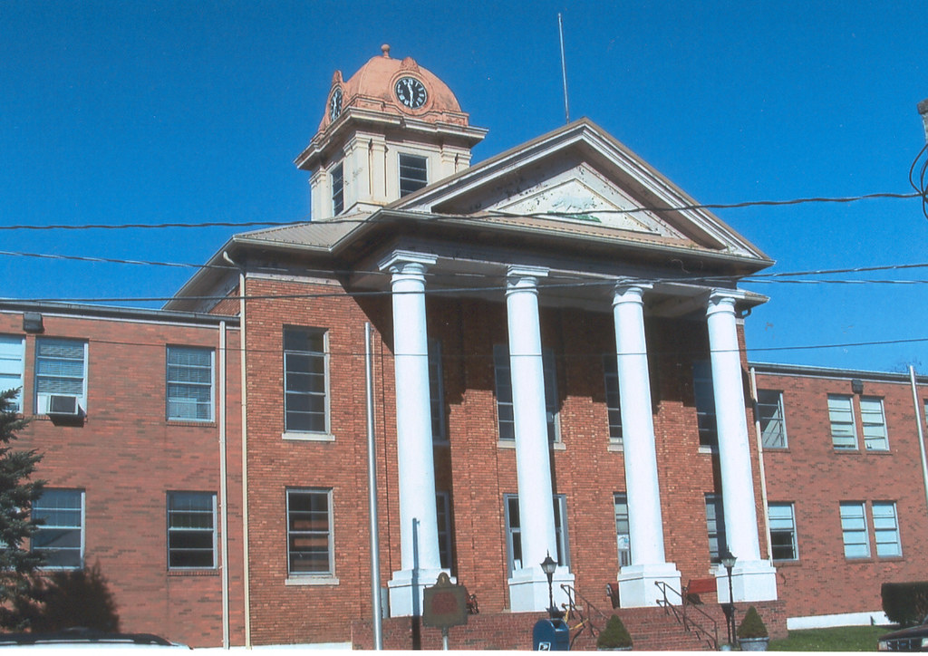 Wolfe Co. KY. Courthouse Rob Gividen Flickr