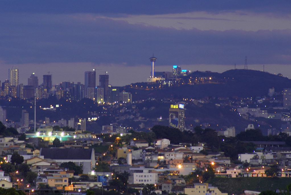 Belo Horizonte Noturna Vista do bairro Belvedere em BH do … Flickr