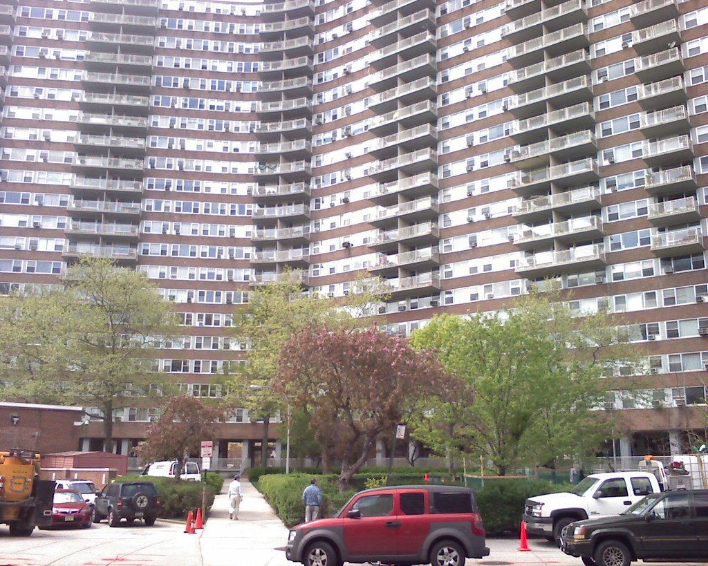 Chatham Green Taken at 309 PM on May 02, 2007 camerap… Flickr