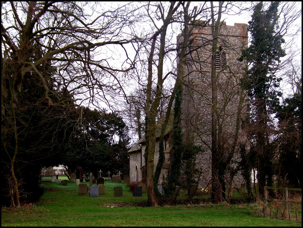 lost in the woods St Mary, Naughton, Suffolk Simon Knott Flickr
