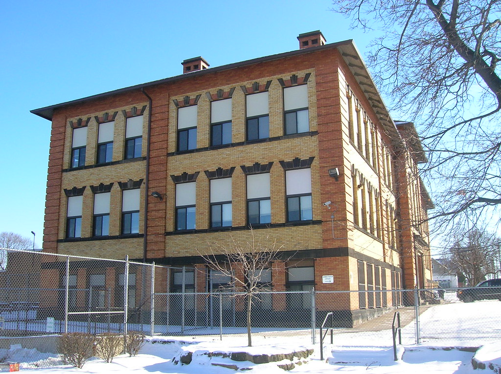 Fraunfelter SchoolAkron, Ohio Flickr