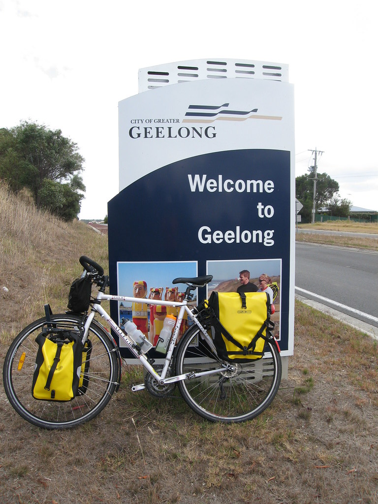 to Geelong Mind you, this sign was actually 10km o… Flickr