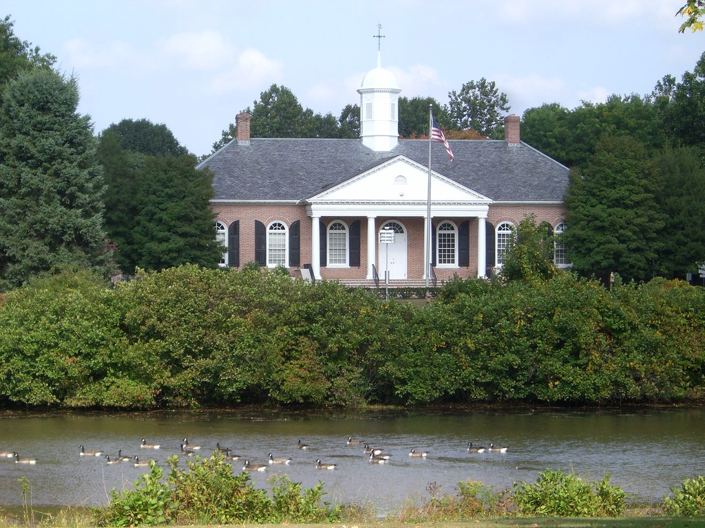 CIMG0214 The Municipal Building of Colts Neck. Located on … Flickr