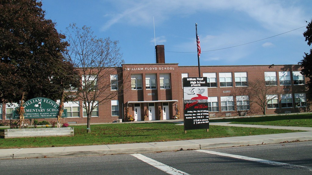 William Floyd Elementary School I attended this school one… Flickr
