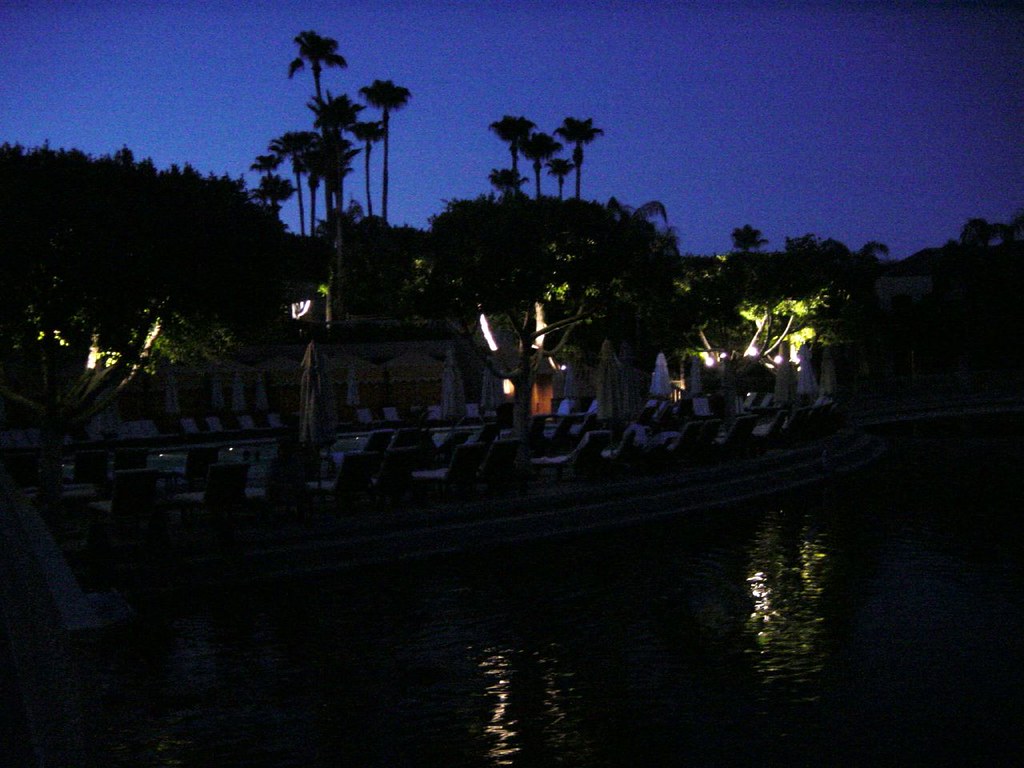 Night at the Phoenician Resort At the Phoenician Resort, P… Flickr